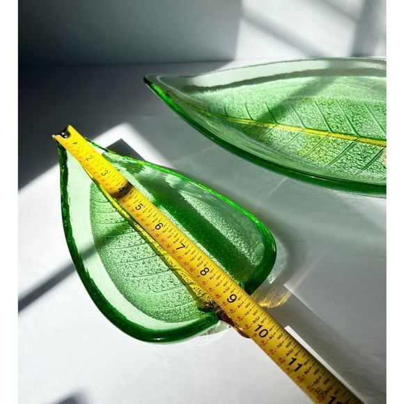 🎉hp🎉vintage Art Glass Leaf Nesting Plates by Dynasty Gallery 14”&10 Green Gold - Picture 7 of 8